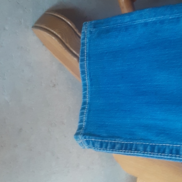 Jeans - Picture 6 of 6